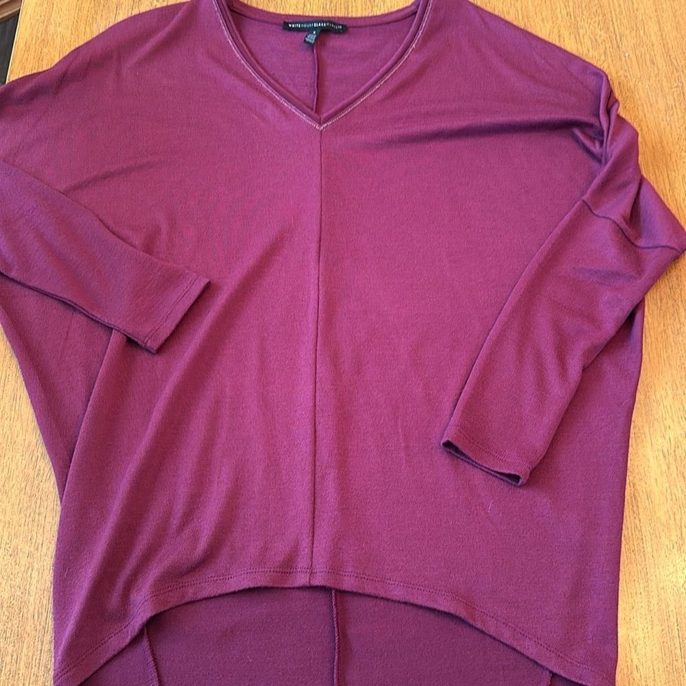 WHBM V Neck Tunic pullover size S